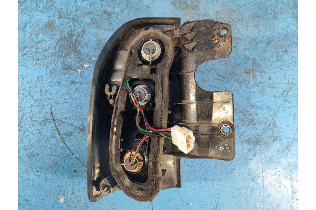 35650-65D00 | Lampa Tylna praw. SUZUKI GRAND VITARA XL-7 01-06 (356006) - Zdjęcie 4