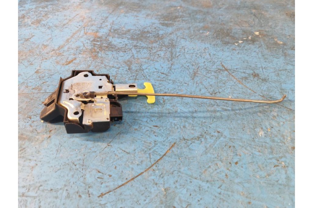 64600-06010 | zamek pokrywy bagażnika TOYOTA CAMRY 40 06-11 (356126) - Zdjęcie 3