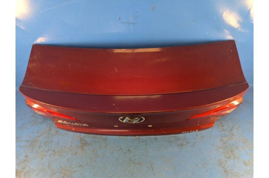 69200-C2010 | KLAPA TYLNA HYUNDAI SONATA LF 2014- (356128) - Zdjęcie 2