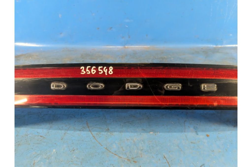 68164500AE | Lampa tylna wewnętrzna DODGE DART 12-16 (356548) - Zdjęcie 3
