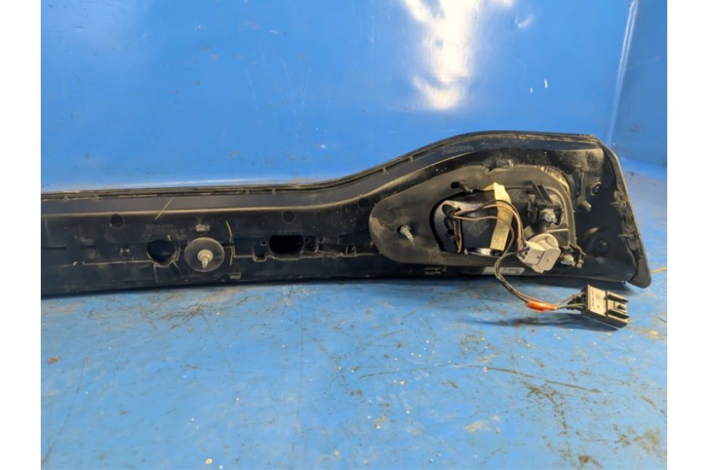 68164500AE | Lampa tylna wewnętrzna DODGE DART 12-16 (356548) - Zdjęcie 9