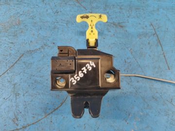 zamek pokrywy bagażnika TOYOTA CAMRY 40 06-11