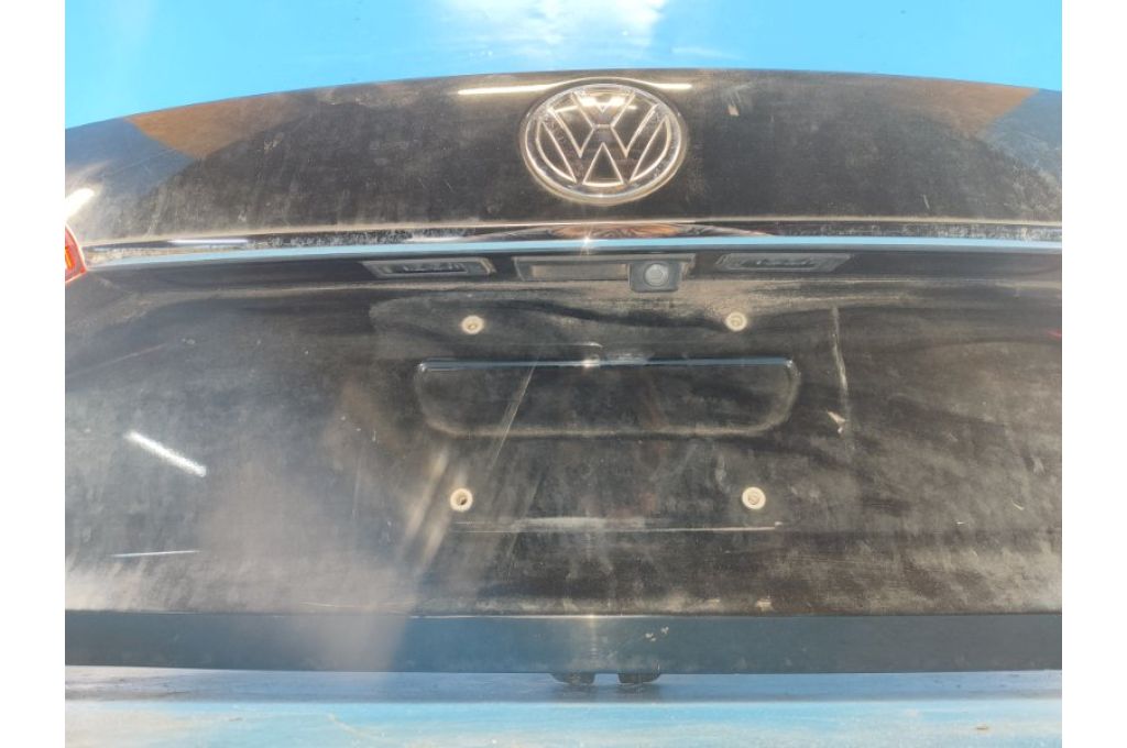 561 827 025 L | KLAPA TYLNA VOLKSWAGEN PASSAT B8 14- (356752) - Zdjęcie 8