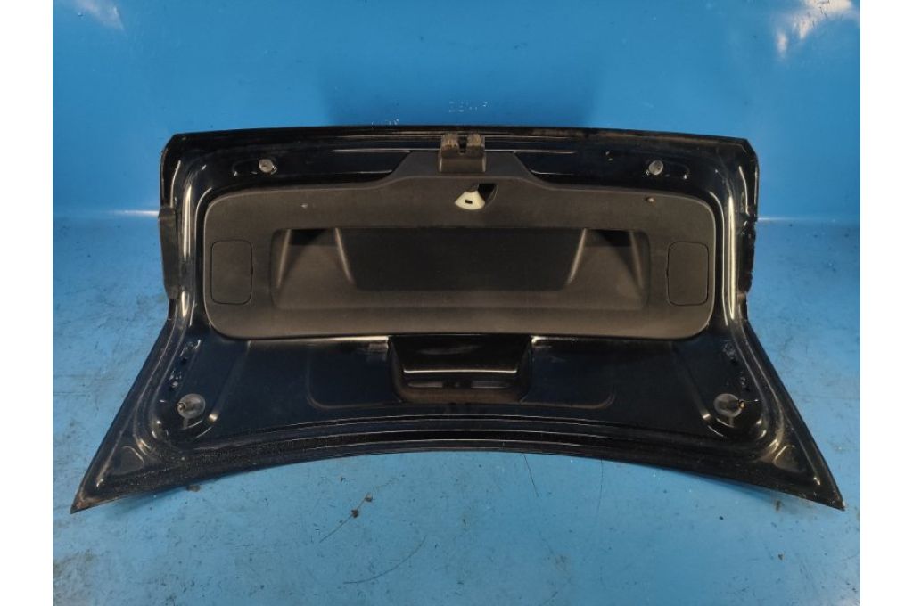 561 827 025 L | KLAPA TYLNA VOLKSWAGEN PASSAT B8 14- (356752) - Zdjęcie 11