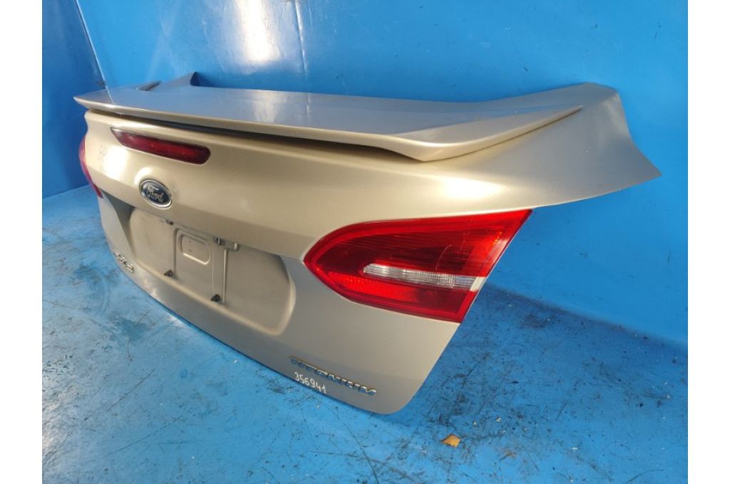 F1EZ5440110B | KLAPA TYLNA FORD FOCUS 10-18 (356941) - Zdjęcie 3