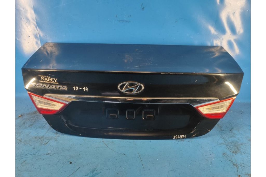 69200-3Q000 | KLAPA TYLNA HYUNDAI SONATA YF 10-14 (356971)