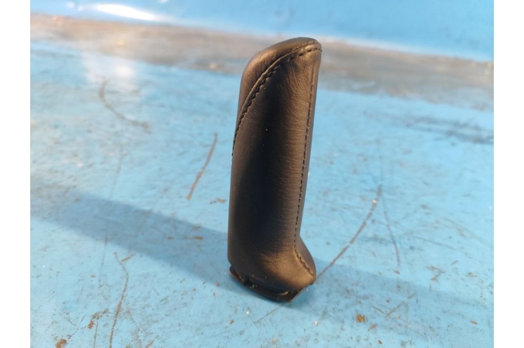 34406795090 | osłona dźwigni hamulca ręcznego BMW 3 SERIES (F30) 2012–21 (356980) - Zdjęcie 2