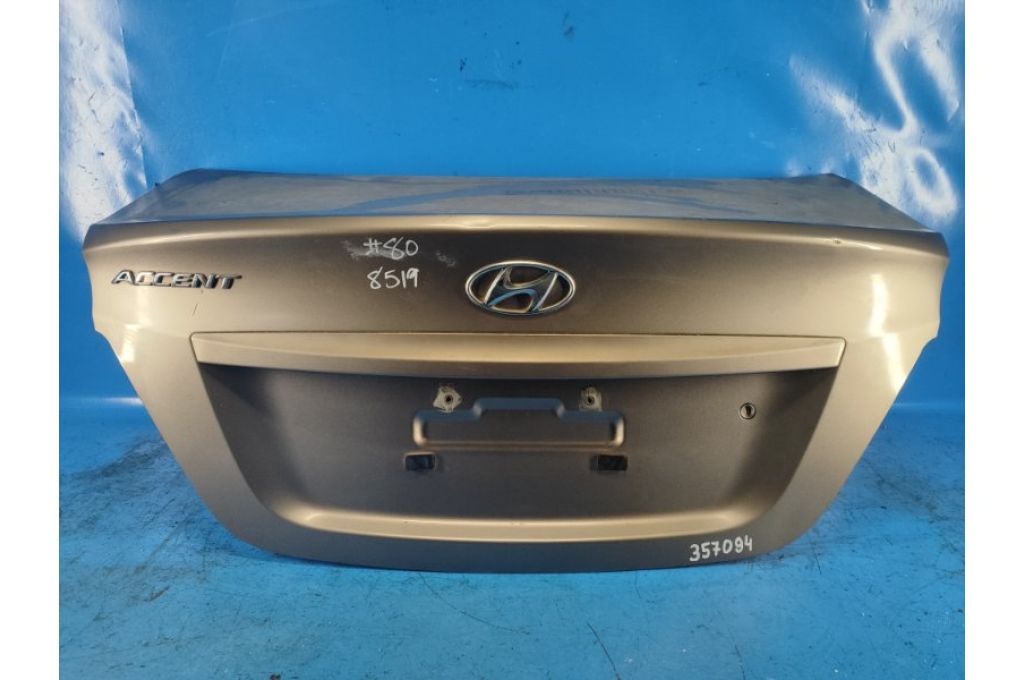 69200-1R020 | KLAPA TYLNA HYUNDAI ACCENT RB 10- (357094)