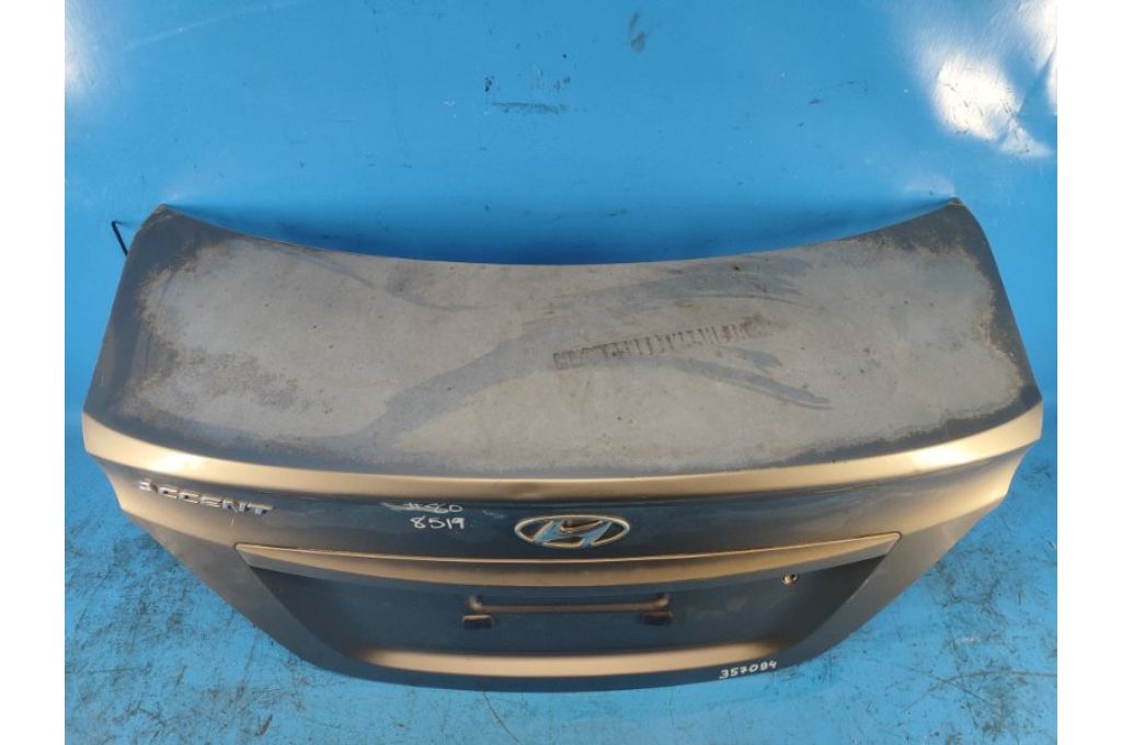 69200-1R020 | KLAPA TYLNA HYUNDAI ACCENT RB 10- (357094) - Zdjęcie 4