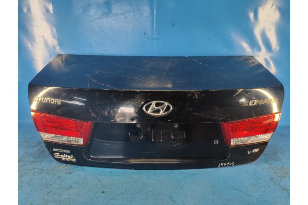 69200-0A000 | KLAPA TYLNA HYUNDAI SONATA NF 04-10 (357145)