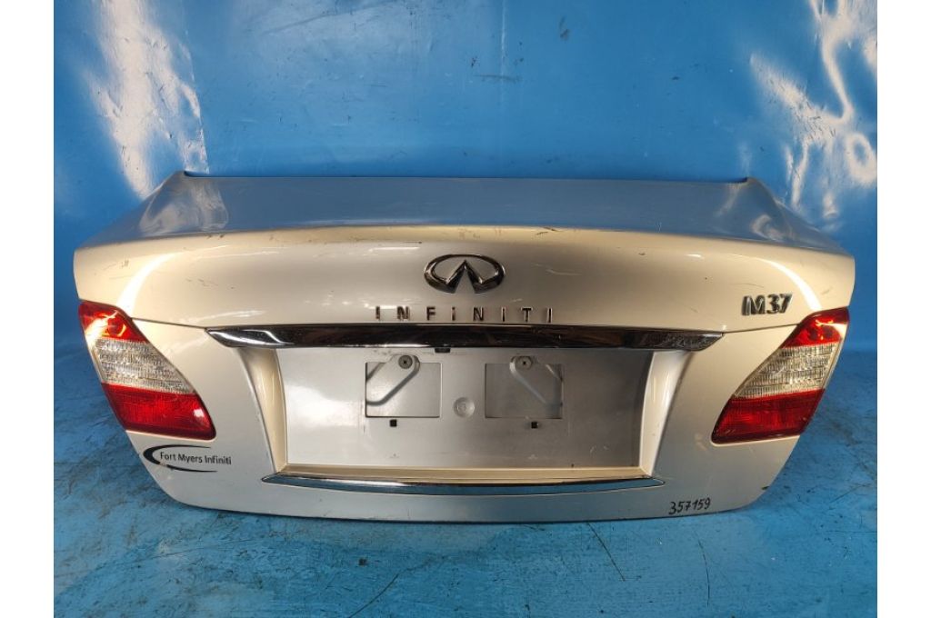 H430M-1MAMA | KLAPA TYLNA INFINITI M25/M37/M56/Q70/M35H 10-16 (357159)