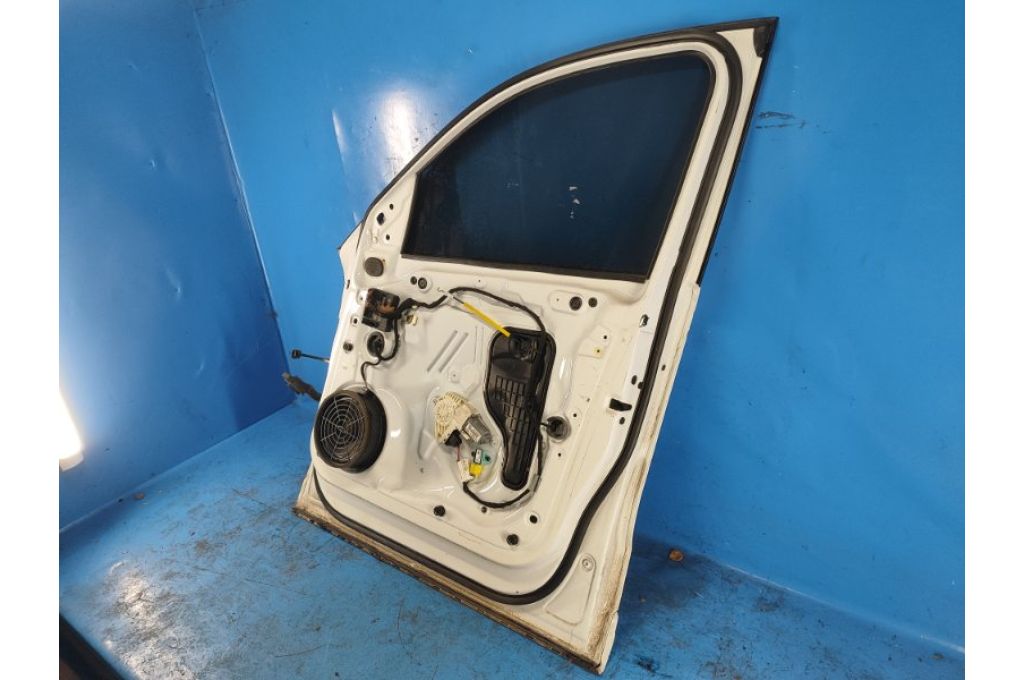 8R0 831 052 E | Drzwi przed. praw. AUDI Q5 08-16 (357657) - Zdjęcie 6