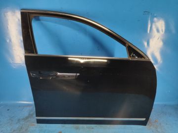 Drzwi przed. praw. VOLKSWAGEN PASSAT B8 14-