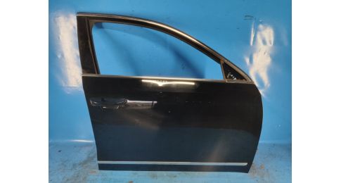 Drzwi przed. praw. VOLKSWAGEN PASSAT B8 14-