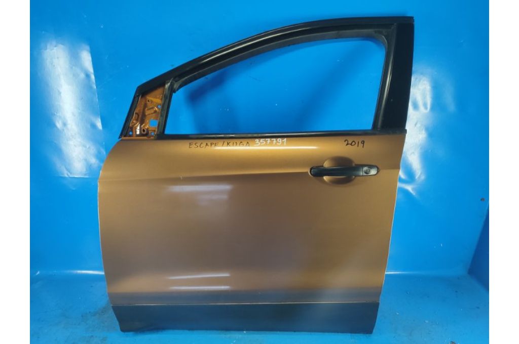 CJ5Z-7820125-A | Drzwi przed. lew. FORD ESCAPE 12-19 (357791)