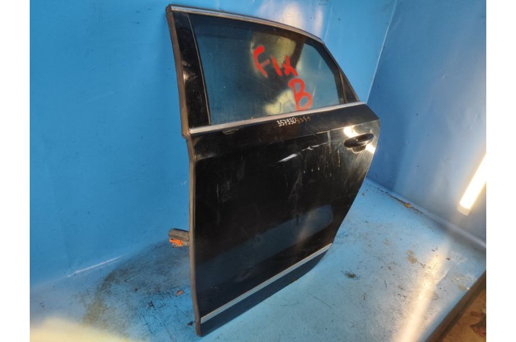 561 833 055 C | Drzwi tyl. lew. VOLKSWAGEN PASSAT B8 14- (357930) - Zdjęcie 3