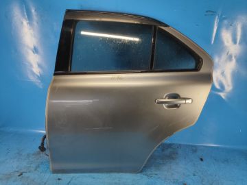 Drzwi tyl. lew. SUZUKI KIZASHI 09-14