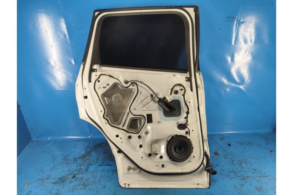 CJ5Z-7824631-A | Drzwi tyl. lew. FORD ESCAPE 12-19 (357944) - Zdjęcie 6