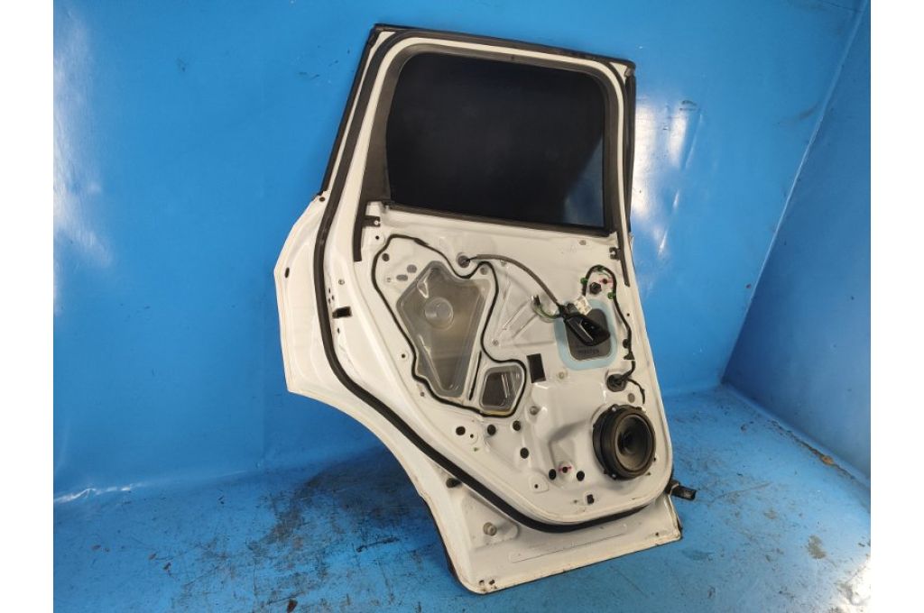 CJ5Z-7824631-A | Drzwi tyl. lew. FORD ESCAPE 12-19 (357944) - Zdjęcie 8