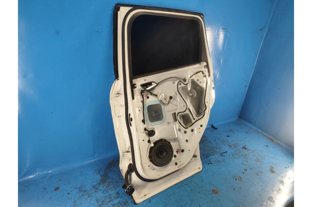 CJ5Z-7824630-A | Drzwi tyl. praw. FORD ESCAPE 12-19 (358368) - Zdjęcie 8