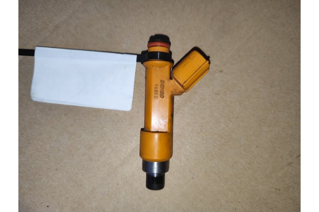 23250-28060 | Wtryskiwacz paliwa LEXUS HS250H (ANF10) 09-12 (358512) - Zdjęcie 2