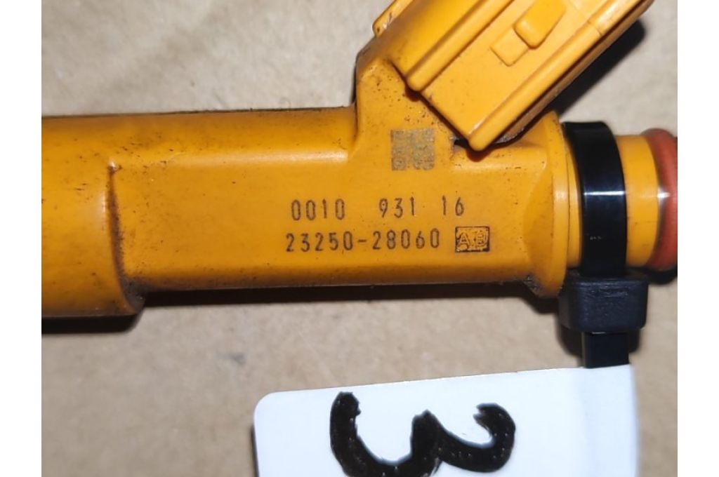 23250-28060 | Wtryskiwacz paliwa LEXUS HS250H (ANF10) 09-12 (358512) - Zdjęcie 5