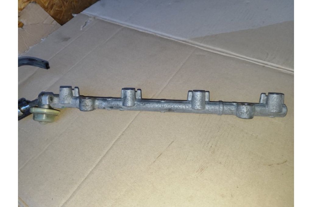 23814-28031 | Szyna paliwowa LEXUS HS250H (ANF10) 09-12 (358514) - Zdjęcie 3