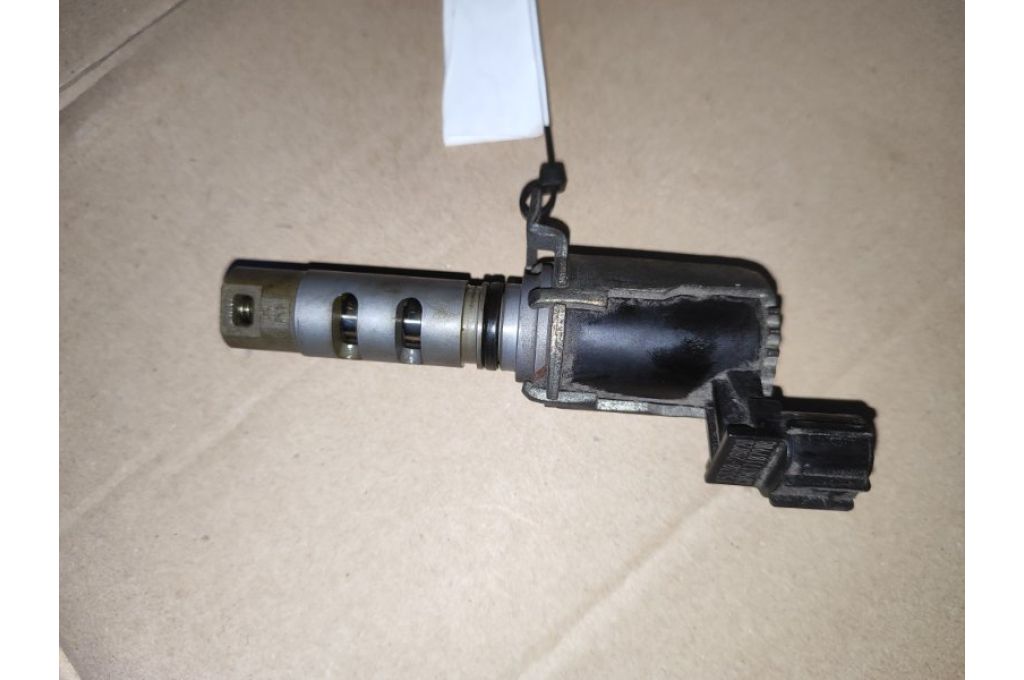 15330-28020 | zawór zmiennych faz rozrządu LEXUS HS250H (ANF10) 09-12 (358515) - Zdjęcie 2