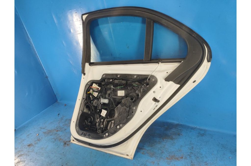 A 205 730 0205 | Drzwi tyl. praw. MERCEDES C-CLASS W205 16-21 (358552) - Zdjęcie 7
