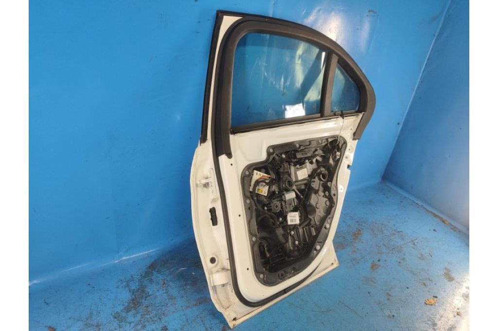 A 205 730 0205 | Drzwi tyl. praw. MERCEDES C-CLASS W205 16-21 (358552) - Zdjęcie 8