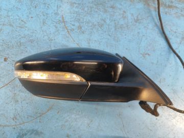 Lusterko praw. VOLKSWAGEN PASSAT B8 14-