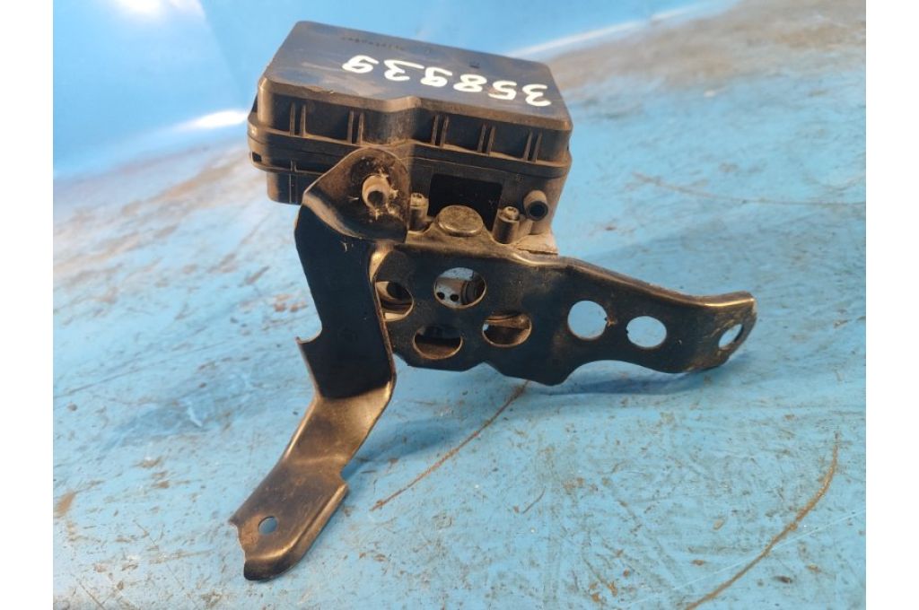 44050-01060 | Moduł ABS TOYOTA MATRIX 02-08 (358939) - Zdjęcie 3