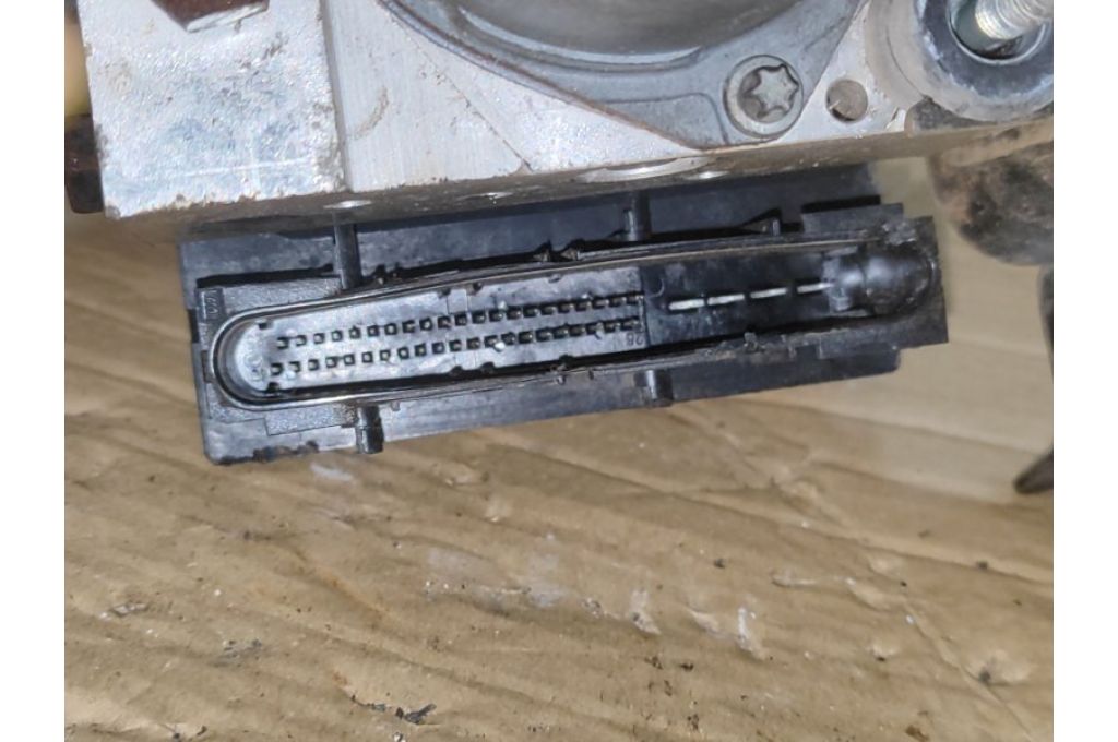 589102B800 | Moduł ABS HYUNDAI SANTA FE (CM) 05-12 (358986) - Zdjęcie 5