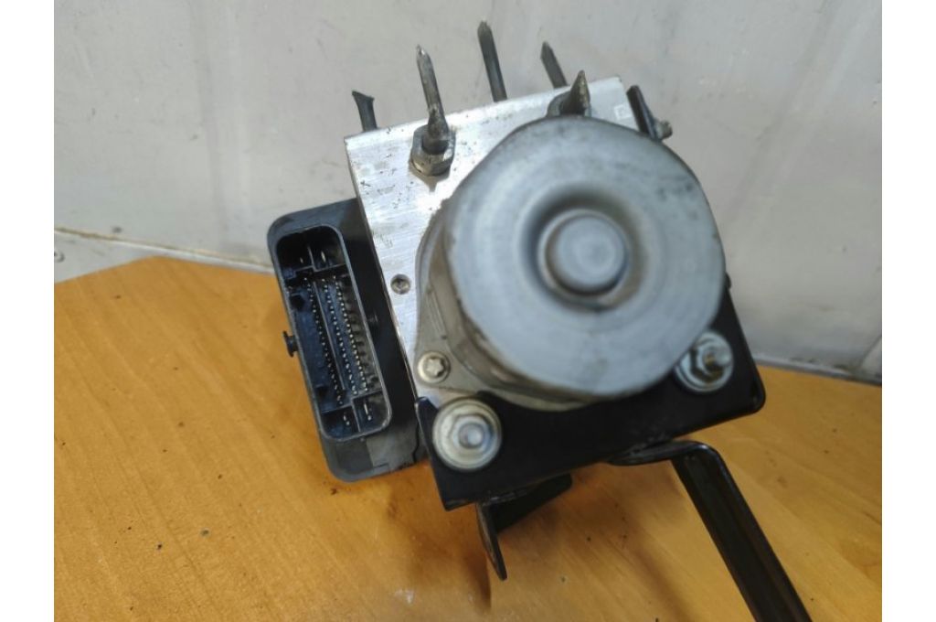 27596FJ240 | Moduł ABS SUBARU CROSSTREK 12-17 (358996) - Zdjęcie 5