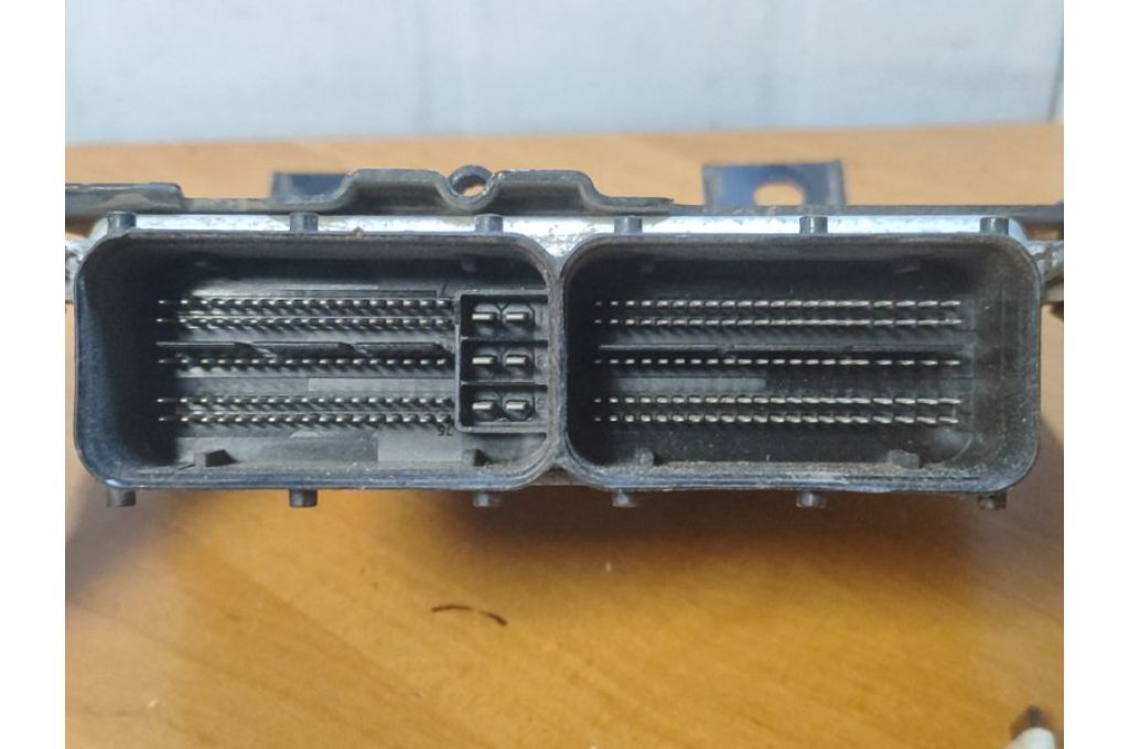 391732EFC5 | Moduł sterowania silnikiem HYUNDAI ELANTRA AD 16- (359000) - Zdjęcie 3