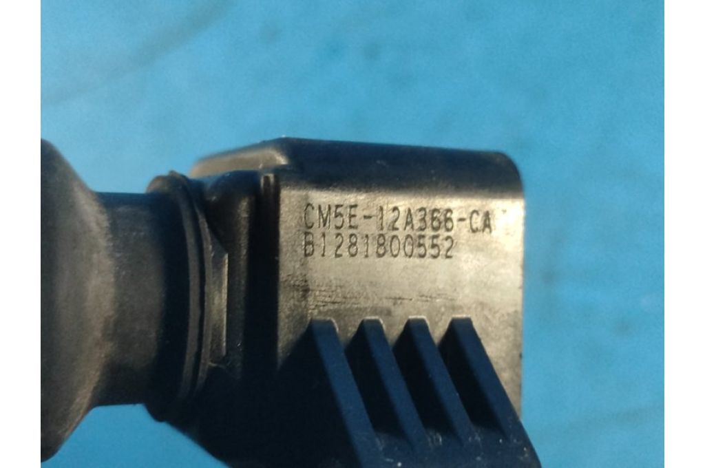 CM5Z-12029-K | cewka zapłonowa FORD FOCUS 10-18 (359792) - Zdjęcie 4