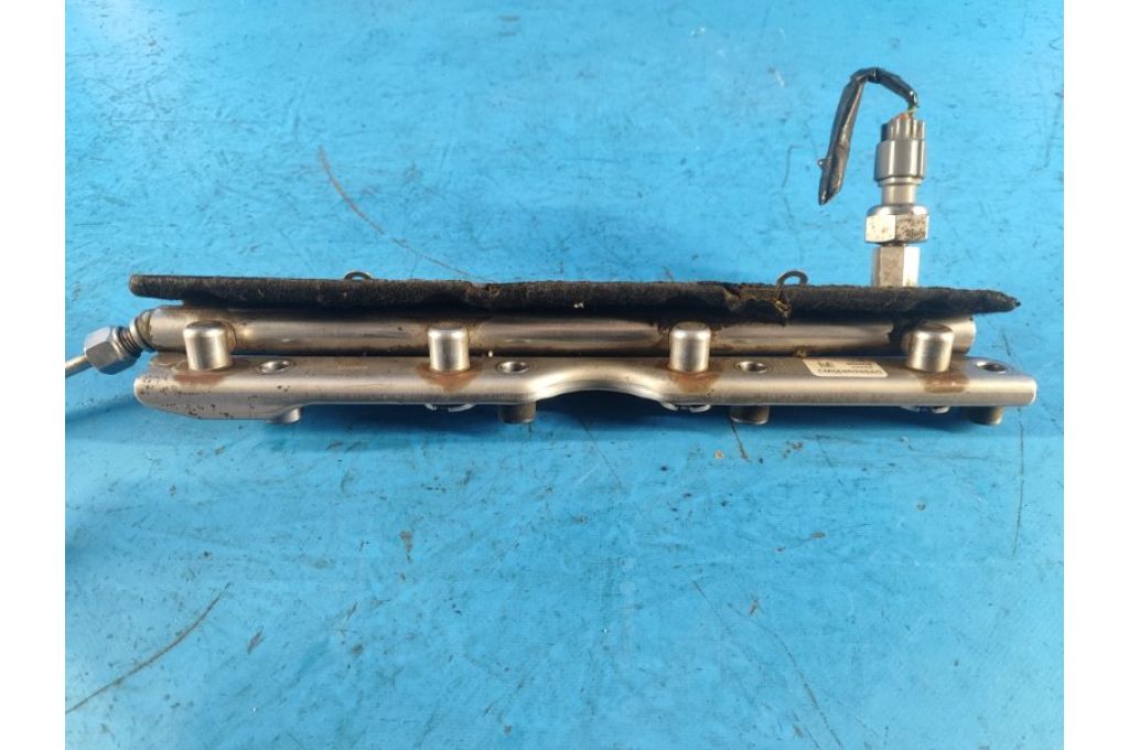 CP9Z9D280B | Szyna paliwowa FORD FOCUS 10-18 (359821) - Zdjęcie 2