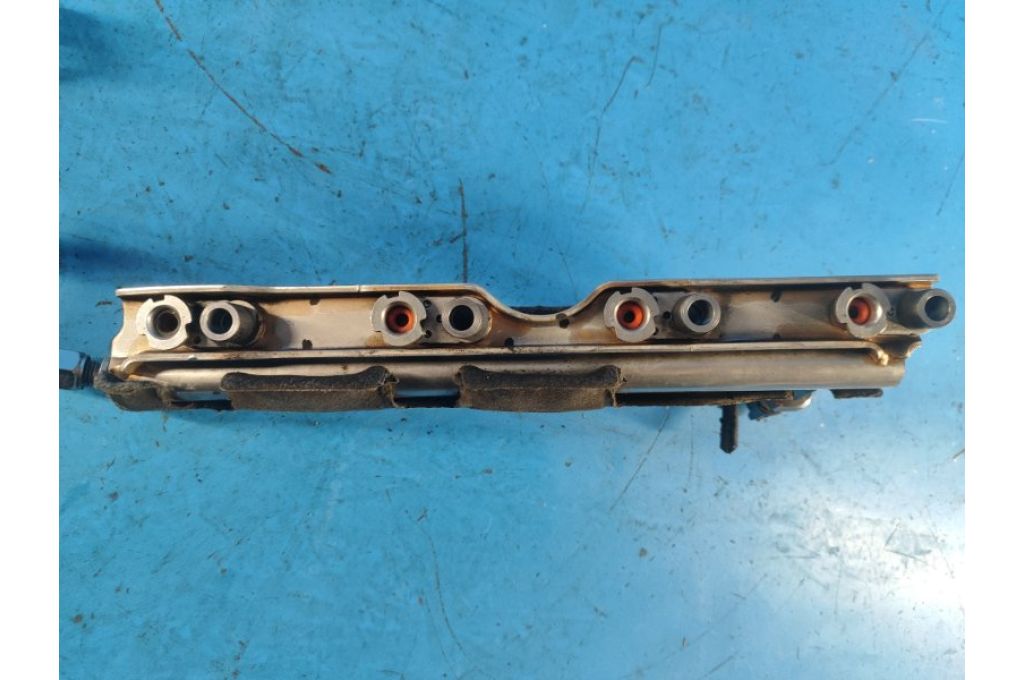 CP9Z9D280B | Szyna paliwowa FORD FOCUS 10-18 (359821) - Zdjęcie 3