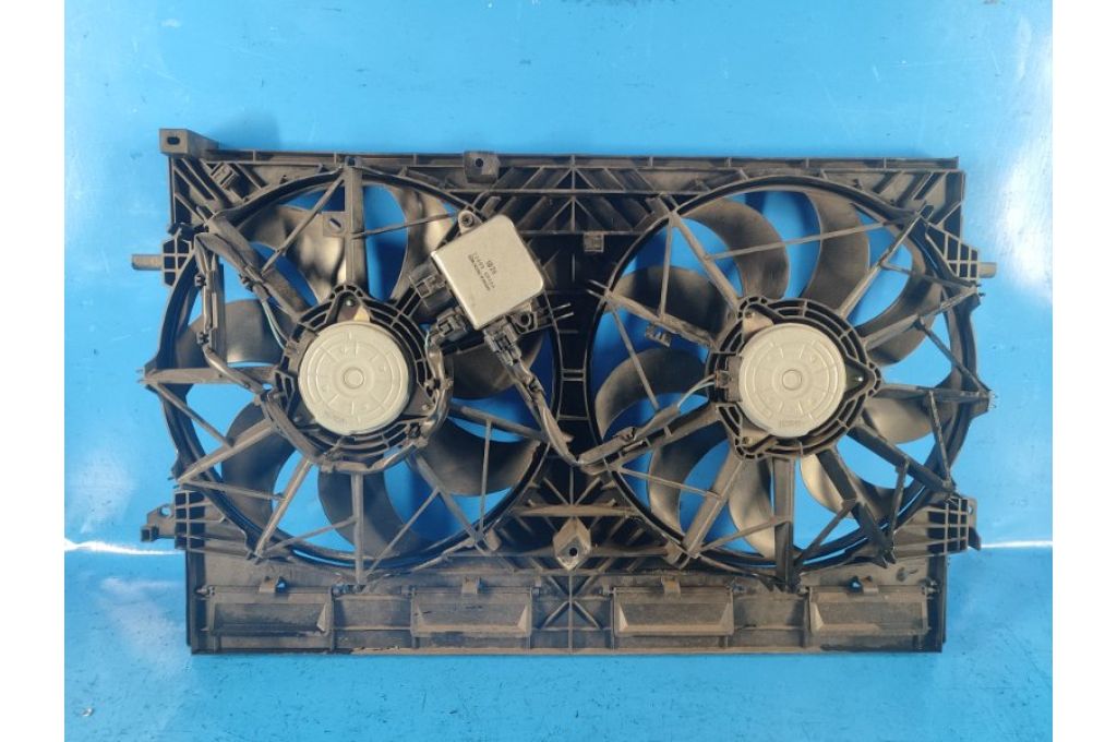 214816RA0A | dyfuzor wentylatora chłodnicy głównej NISSAN X-TRAIL/ROGUE T33 20- (360115)