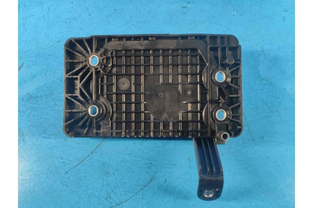 244286RA0B | Półka akumulatora NISSAN X-TRAIL/ROGUE T33 20- (360293) - Zdjęcie 3