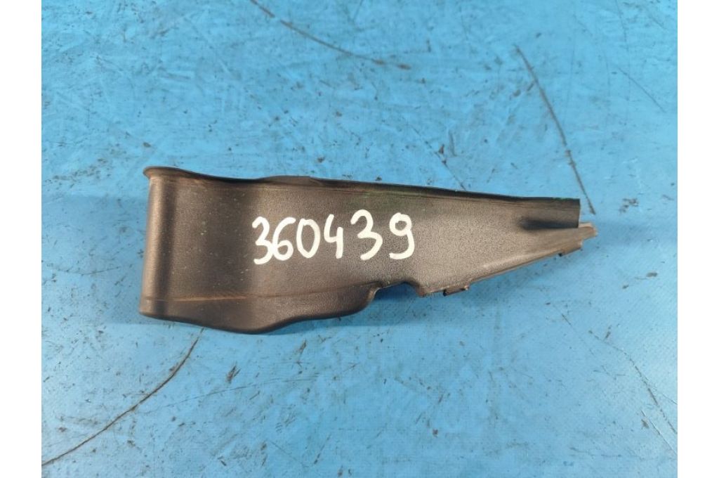 668956RA1A | Osłona pod przednią szybę lew. NISSAN X-TRAIL/ROGUE T33 20- (360439)