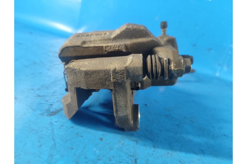 410016RR0A | Zacisk hamulcowy przed. praw. NISSAN X-TRAIL/ROGUE T33 20- (360448) - Zdjęcie 3