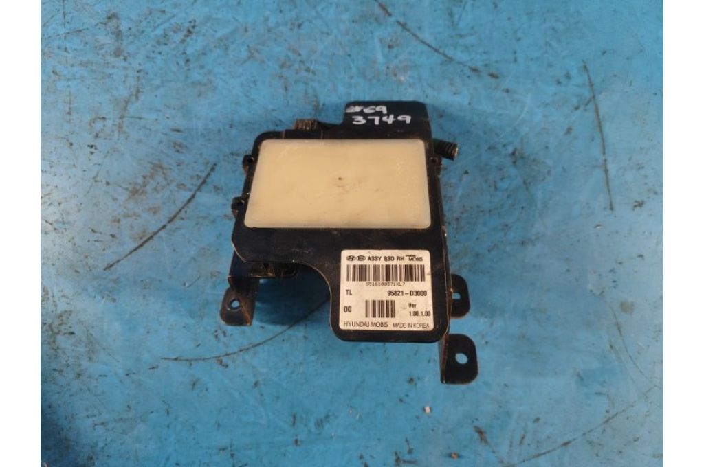 95821D3000 | Czujnik martwego pola HYUNDAI TUCSON TL 15-20 (360540)