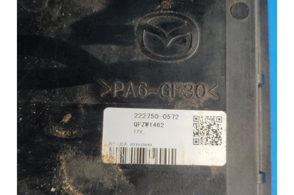 PY8W-15-025 | dyfuzor wentylatora chłodnicy głównej MAZDA CX-9 16- (360653) - Zdjęcie 4