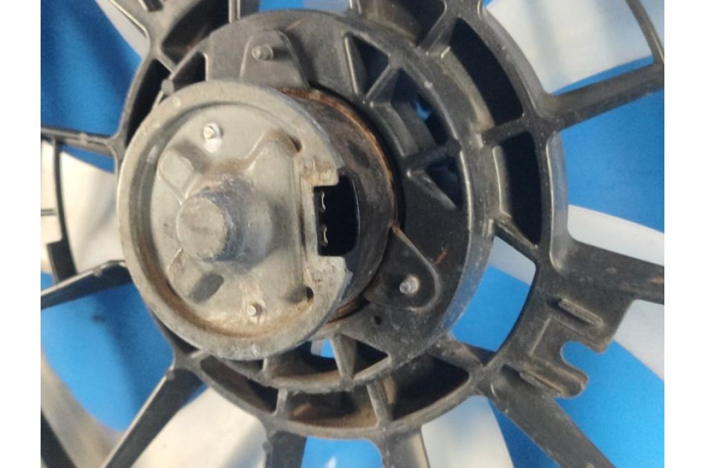 17760-57L00 | dyfuzor wentylatora chłodnicy głównej SUZUKI KIZASHI 09-14 (360720) - Zdjęcie 4