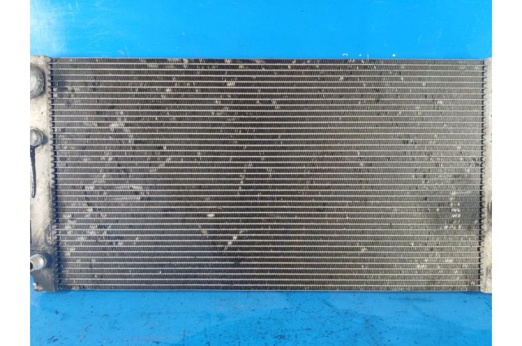 17 11 7 562 586 | Chłodnica wody BMW 5 SERIES (F10) 11-13 (360774) - Zdjęcie 2