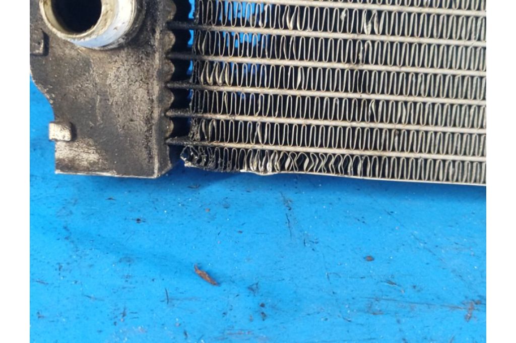 17 11 7 562 586 | Chłodnica wody BMW 5 SERIES (F10) 11-13 (360774) - Zdjęcie 3