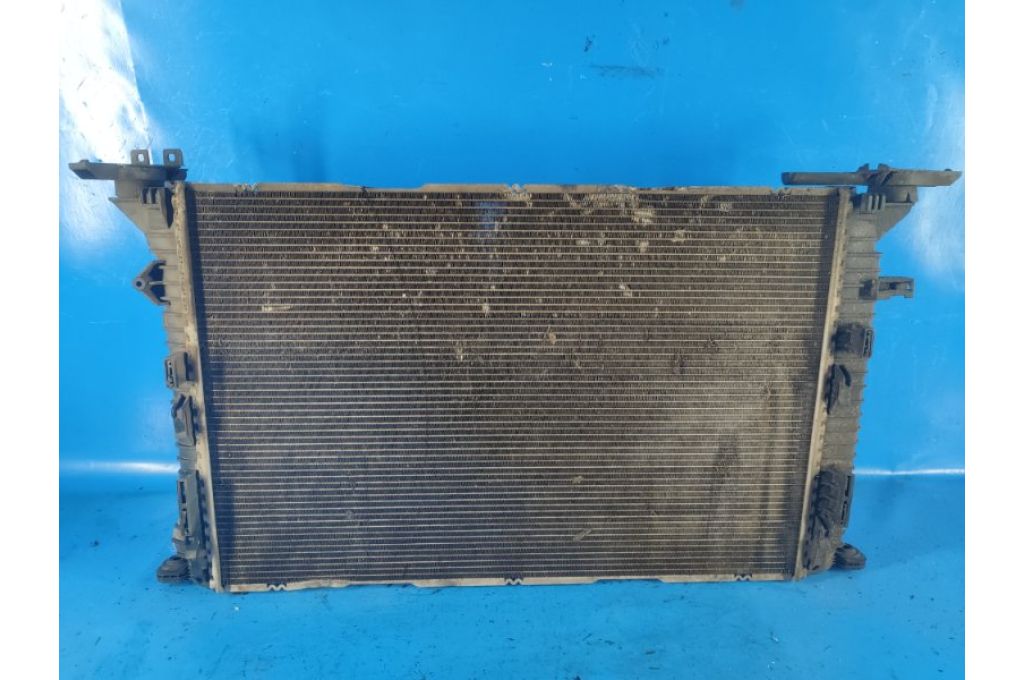 8K0121251Q | Chłodnica wody AUDI Q5 08-16 (360783)