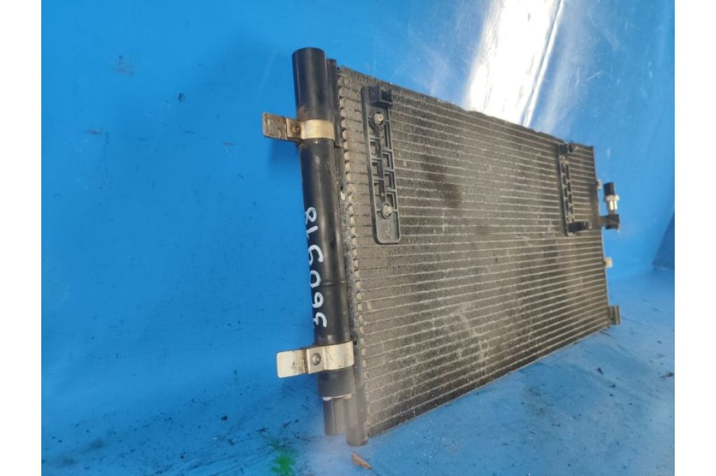 8K0260401E | Chłodnica klimatyzacji AUDI Q5 08-16 (360918) - Zdjęcie 3