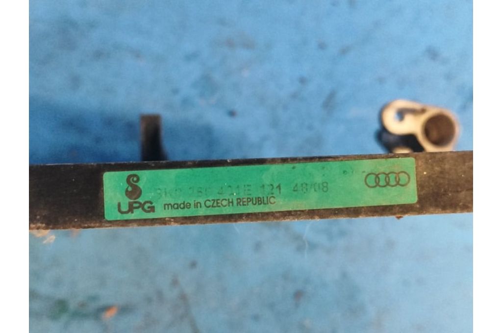 8K0260401E | Chłodnica klimatyzacji AUDI Q5 08-16 (360918) - Zdjęcie 6